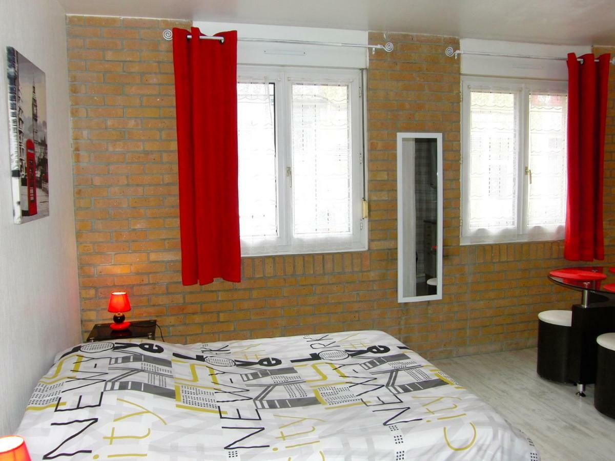 Apartmán Une Petite Halte Calais Exteriér fotografie